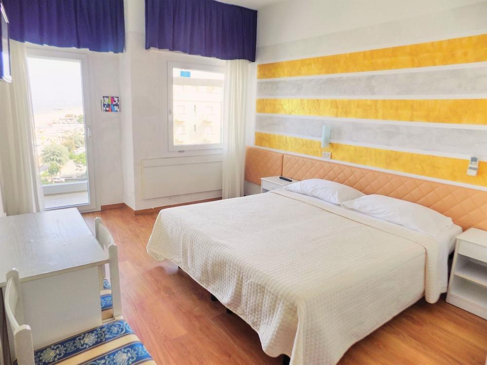 Hotel Diplomatic Riccione Exteriér fotografie