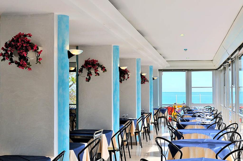 Hotel Diplomatic Riccione Exteriér fotografie