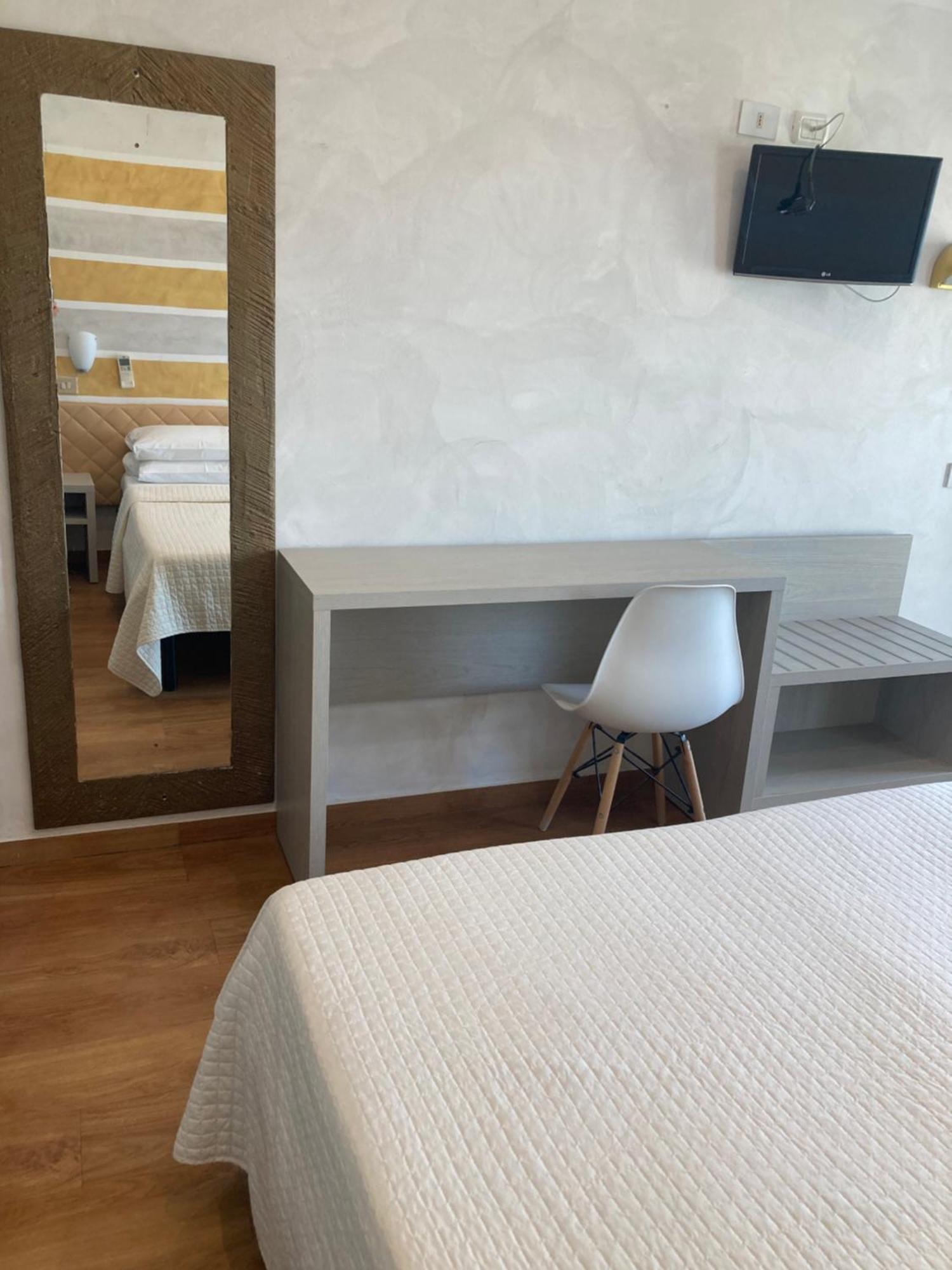 Hotel Diplomatic Riccione Pokoj fotografie