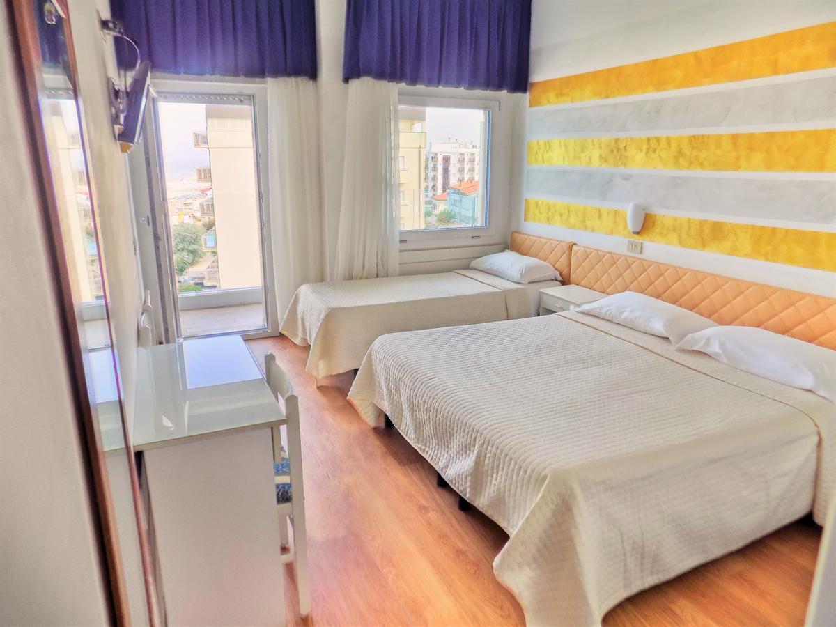 Hotel Diplomatic Riccione Exteriér fotografie